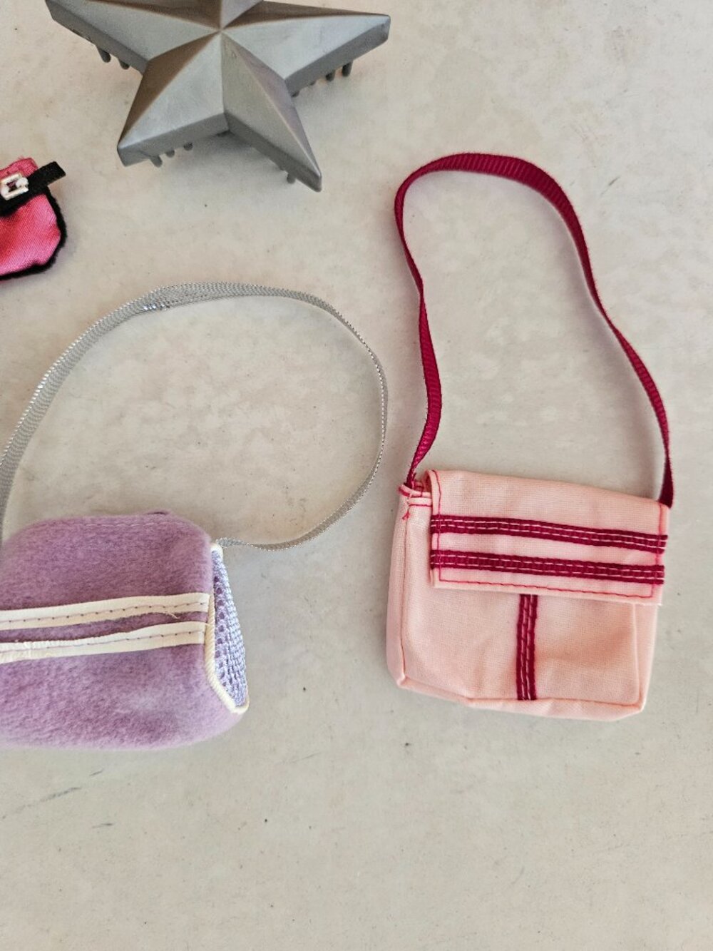 Authentic Bratz Purses Lot - Picture 3 of 3
